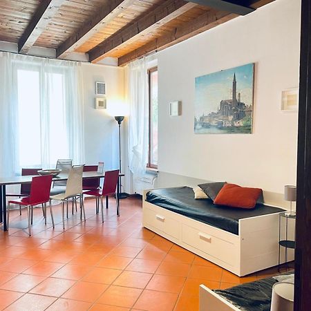 Sottoriva 12 City Center Large Apartment Verona Exterior foto