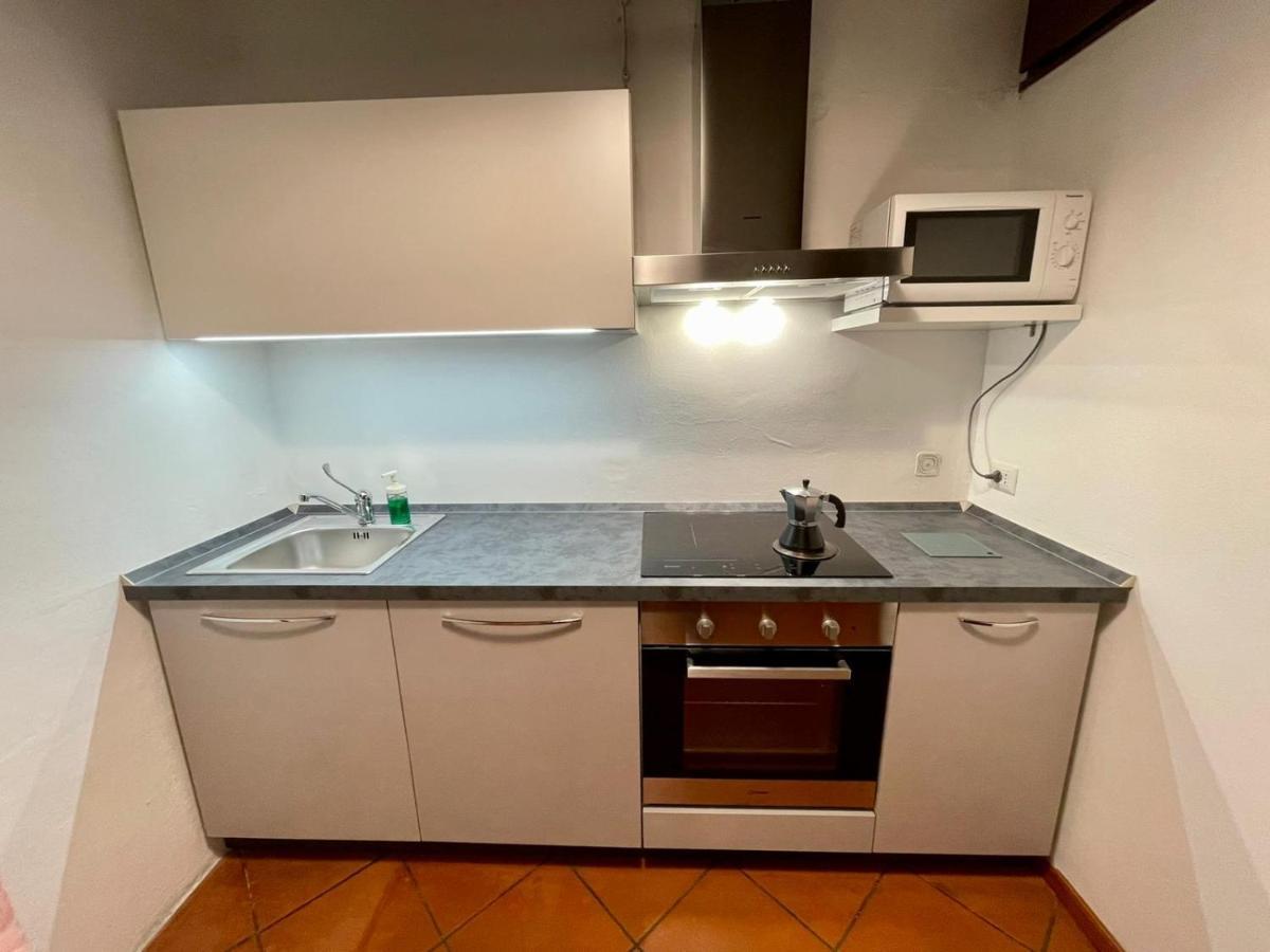 Sottoriva 12 City Center Large Apartment Verona Exterior foto