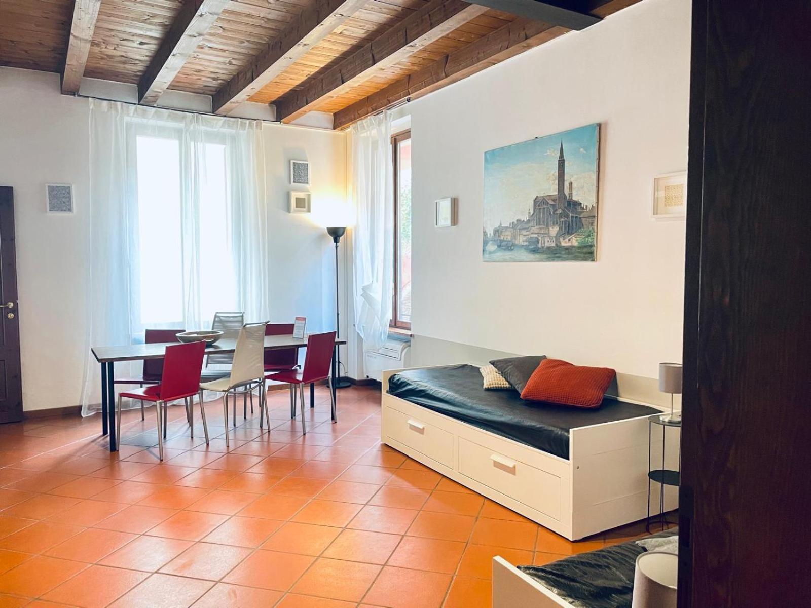 Sottoriva 12 City Center Large Apartment Verona Exterior foto